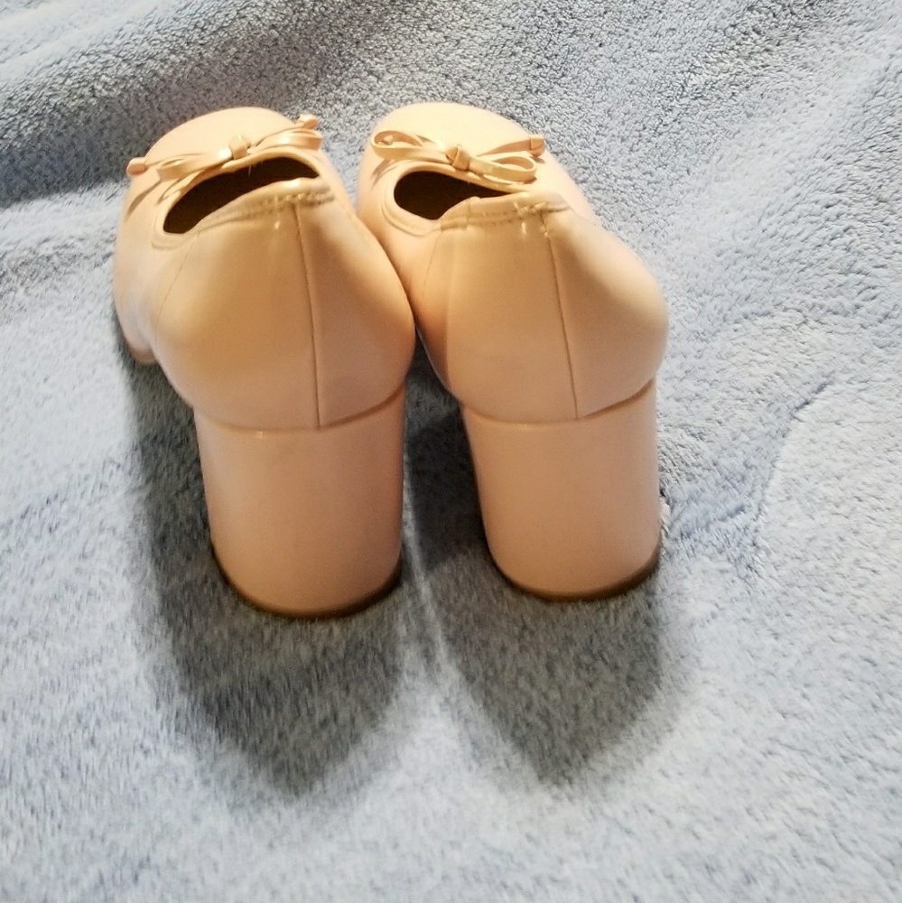 Sandals - Picture 2 of 2